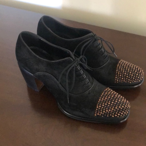 Rocco P Black Suede Lace up pumps w gold studs - Picture 2 of 7